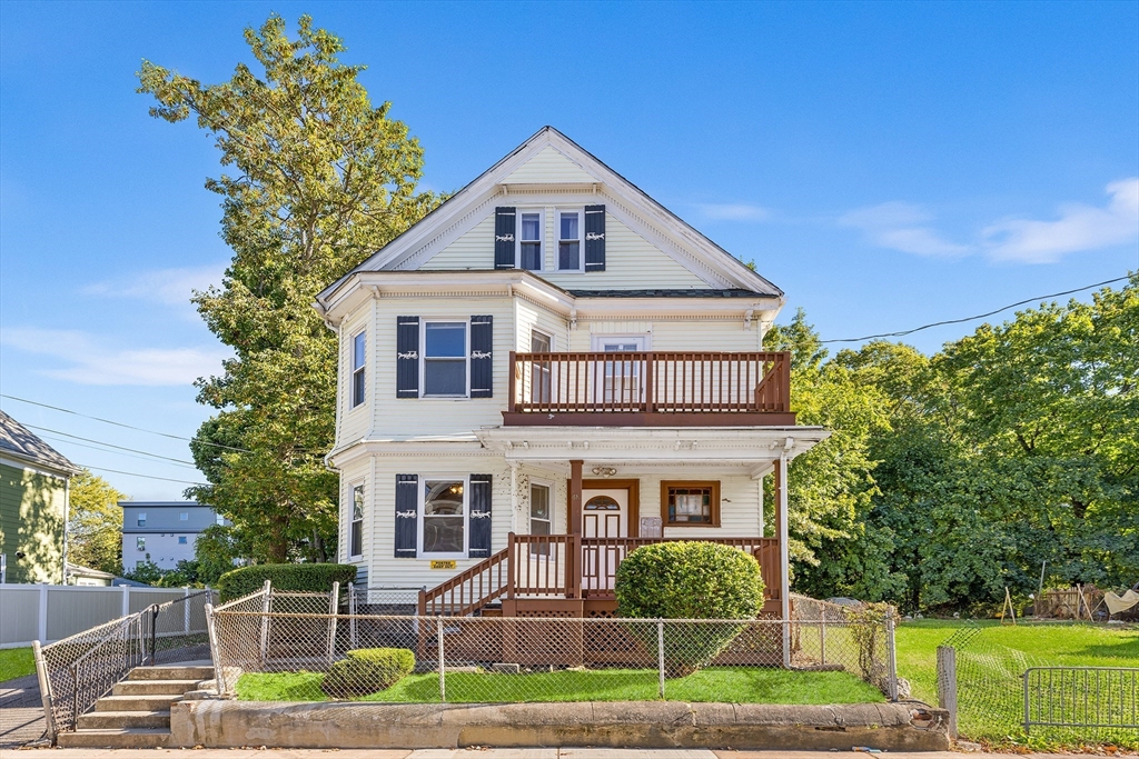 48 Ballou Ave, Boston, Massachusetts, 7 Bedrooms Bedrooms, 13 Rooms Rooms,3 BathroomsBathrooms,Residential Income,For Sale,Ballou Ave,73300908
