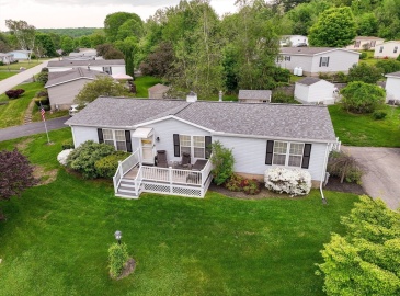 22 Deer Run, Brookfield, Massachusetts, 3 Bedrooms Bedrooms, 7 Rooms Rooms,2 BathroomsBathrooms,Residential,For Sale,Deer Run,73261906