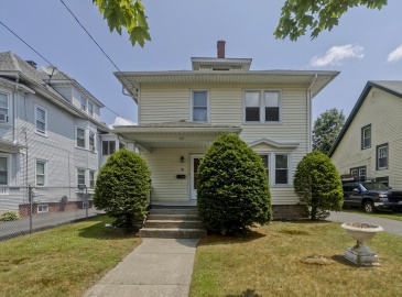 39 E Alvord St, Springfield, Massachusetts, 3 Bedrooms Bedrooms, 6 Rooms Rooms,1.5 BathroomsBathrooms,Residential,For Sale,E Alvord St,73263371