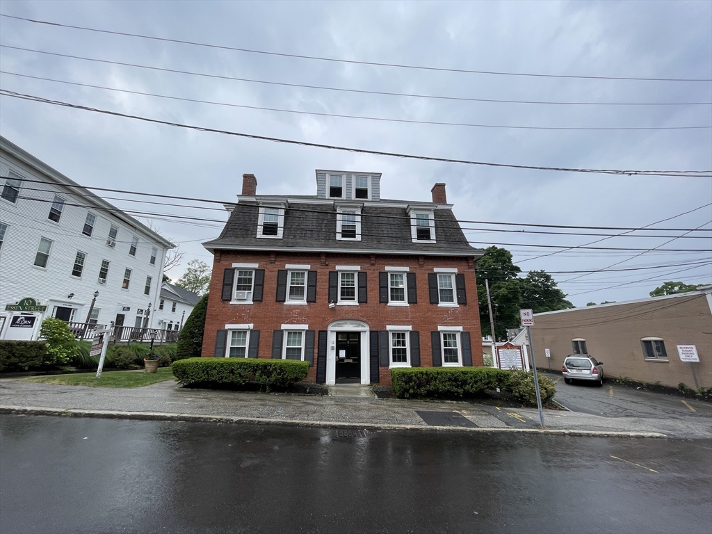 12 Essex Street, Andover, Massachusetts, ,Commercial Lease,For Rent,Essex Street,73320336