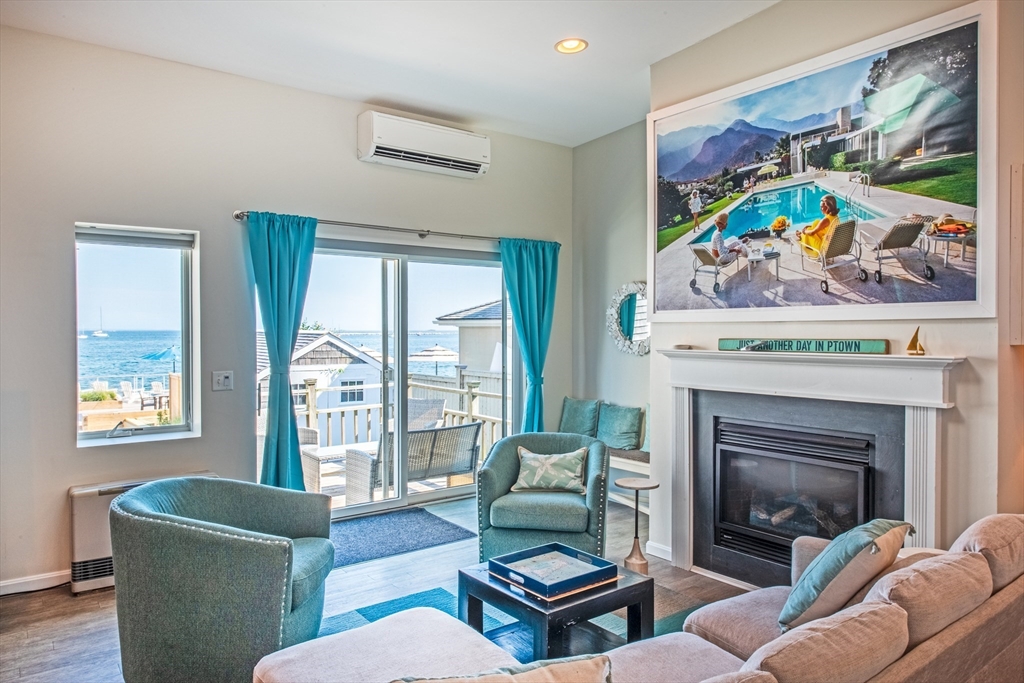 481 Commercial Street, Provincetown, Massachusetts, 1 Bedroom Bedrooms, 3 Rooms Rooms,2 BathroomsBathrooms,Residential,For Sale,Commercial Street,73228148