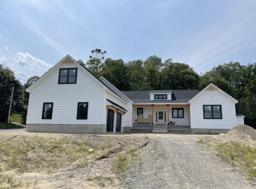 314 North Liberty Street, Belchertown, Massachusetts, 3 Bedrooms Bedrooms, 6 Rooms Rooms,2.5 BathroomsBathrooms,Residential,For Sale,North Liberty Street,73267561