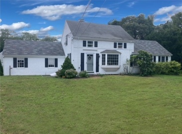 37 Hope Ln, Dennis, Massachusetts, 3 Bedrooms Bedrooms, 6 Rooms Rooms,2.5 BathroomsBathrooms,Residential,For Sale,Hope Ln,73269124
