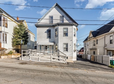 90 Gates St, Lowell, Massachusetts, 11 Bedrooms Bedrooms, 19 Rooms Rooms,3 BathroomsBathrooms,Residential Income,For Sale,Gates St,73312132