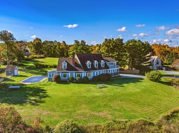 61 Turkey Hill Rd, West Newbury, Massachusetts, 3 Bedrooms Bedrooms, 8 Rooms Rooms,4 BathroomsBathrooms,Residential,For Sale,Turkey Hill Rd,73251341