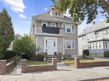 107 Barnes Ave, Boston, Massachusetts, 5 Bedrooms Bedrooms, 15 Rooms Rooms,3 BathroomsBathrooms,Residential Income,For Sale,Barnes Ave,73299393