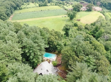 112 Puritan Ln, Sudbury, Massachusetts, 5 Bedrooms Bedrooms, 9 Rooms Rooms,3 BathroomsBathrooms,Residential,For Sale,Puritan Ln,73266273