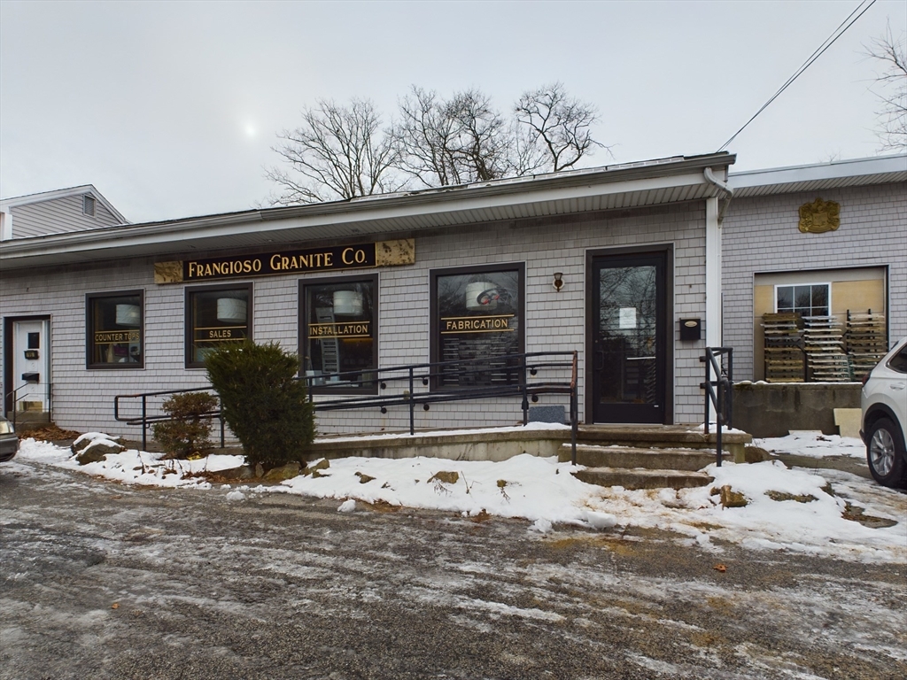 95 Grove St, Braintree, Massachusetts, ,Commercial Lease,For Rent,Grove St,73320948