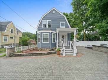 10 Elm Ter, Braintree, Massachusetts, 3 Bedrooms Bedrooms, 10 Rooms Rooms,3 BathroomsBathrooms,Residential,For Sale,Elm Ter,73284701
