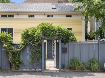 7 Maynard Pl, Cambridge, Massachusetts, 3 Bedrooms Bedrooms, 7 Rooms Rooms,2.5 BathroomsBathrooms,Residential,For Sale,Maynard Pl,73289383