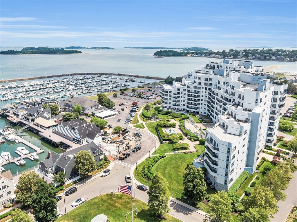 2001 Marina Dr, Quincy, Massachusetts, 2 Bedrooms Bedrooms, 5 Rooms Rooms,2 BathroomsBathrooms,Residential,For Sale,Marina Dr,73256998