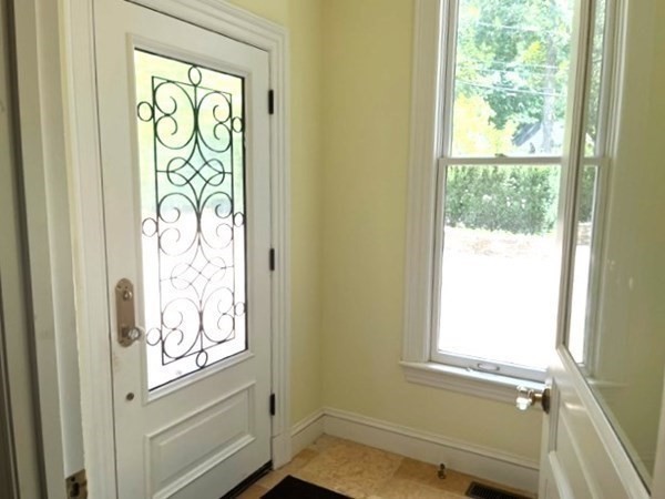 462 Walnut St, Newton, Massachusetts, 1 Room Rooms,1 BathroomBathrooms,Residential Lease,For Rent,Walnut St,73324174