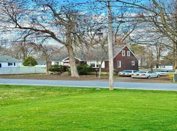 17 Wilder Rd, Shrewsbury, Massachusetts, 3 Bedrooms Bedrooms, 6 Rooms Rooms,1.5 BathroomsBathrooms,Residential,For Sale,Wilder Rd,73267641