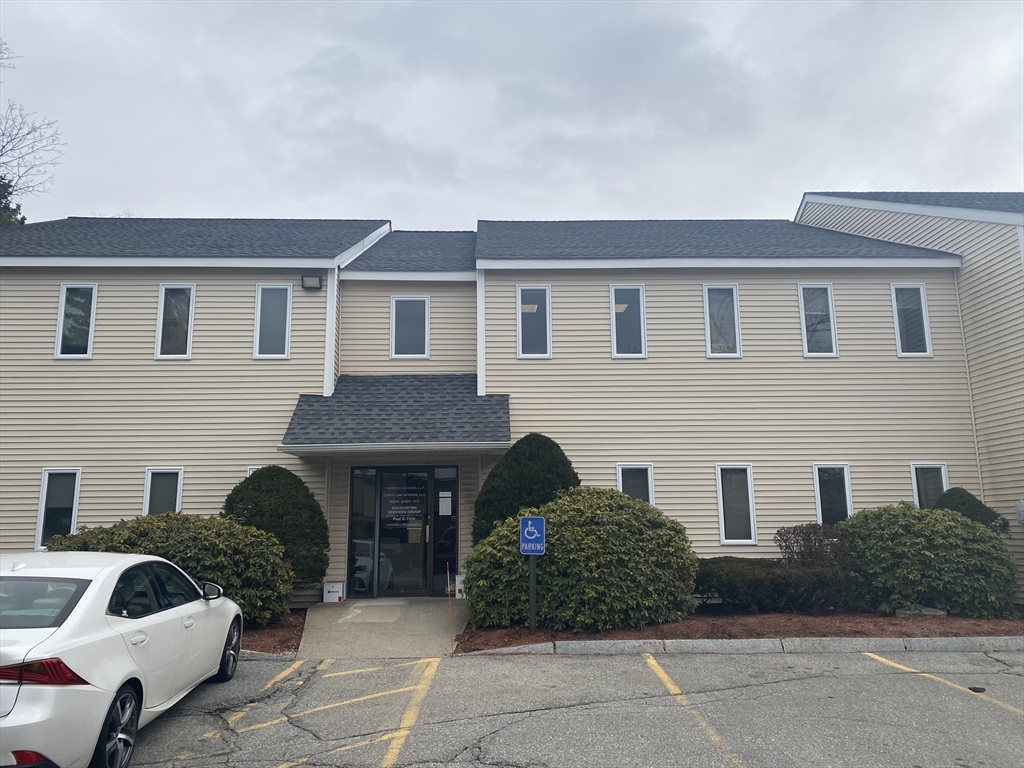 4 Courthouse Ln, Chelmsford, Massachusetts, ,Commercial Lease,For Rent,Courthouse Ln,73324936