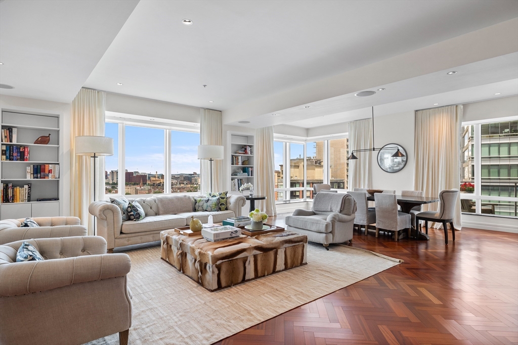 2 Avery St, Boston, Massachusetts, 4 Bedrooms Bedrooms, 7 Rooms Rooms,3.5 BathroomsBathrooms,Residential,For Sale,Avery St,73257025