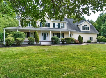 23 Baker Ln, Lakeville, Massachusetts, 5 Bedrooms Bedrooms, 9 Rooms Rooms,2.5 BathroomsBathrooms,Residential,For Sale,Baker Ln,73267560