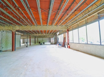 499 Essex Street, Lawrence, Massachusetts, ,Commercial Lease,For Rent,Essex Street,73325208
