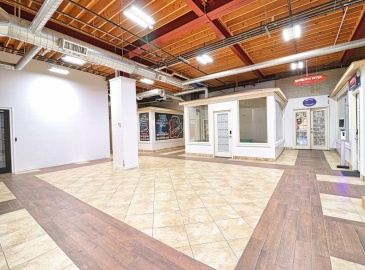 582 Essex Street, Lawrence, Massachusetts, ,Commercial Lease,For Rent,Essex Street,73325217