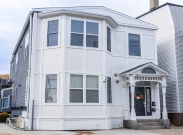7 Prescott Street, Boston, Massachusetts, 4 Bedrooms Bedrooms, 10 Rooms Rooms,4 BathroomsBathrooms,Residential Income,For Sale,Prescott Street,73312147