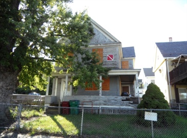 88 Sixth Avenue, Lowell, Massachusetts, 4 Bedrooms Bedrooms, 6 Rooms Rooms,2 BathroomsBathrooms,Residential,For Sale,Sixth Avenue,73276275
