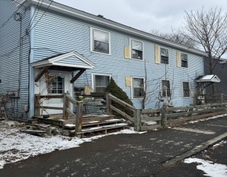 60 Arnold St, Williamstown, Massachusetts, 6 Bedrooms Bedrooms, 14 Rooms Rooms,2.5 BathroomsBathrooms,Residential Income,For Sale,Arnold St,73327263