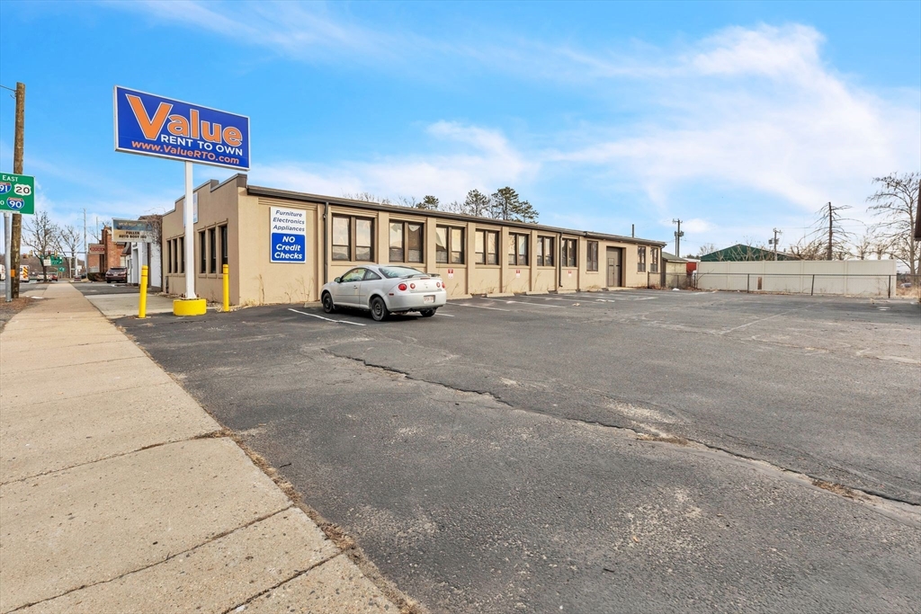 785 Page Blvd, Springfield, Massachusetts, ,Commercial Sale,For Sale,Page Blvd,73327410