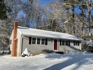 402 Partridge St, Franklin, Massachusetts, 3 Bedrooms Bedrooms, 5 Rooms Rooms,1 BathroomBathrooms,Residential,For Sale,Partridge St,73328110