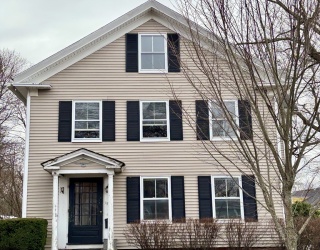 198 High St, Reading, Massachusetts, 4 Bedrooms Bedrooms, 9 Rooms Rooms,2 BathroomsBathrooms,Residential Income,For Sale,High St,73328273