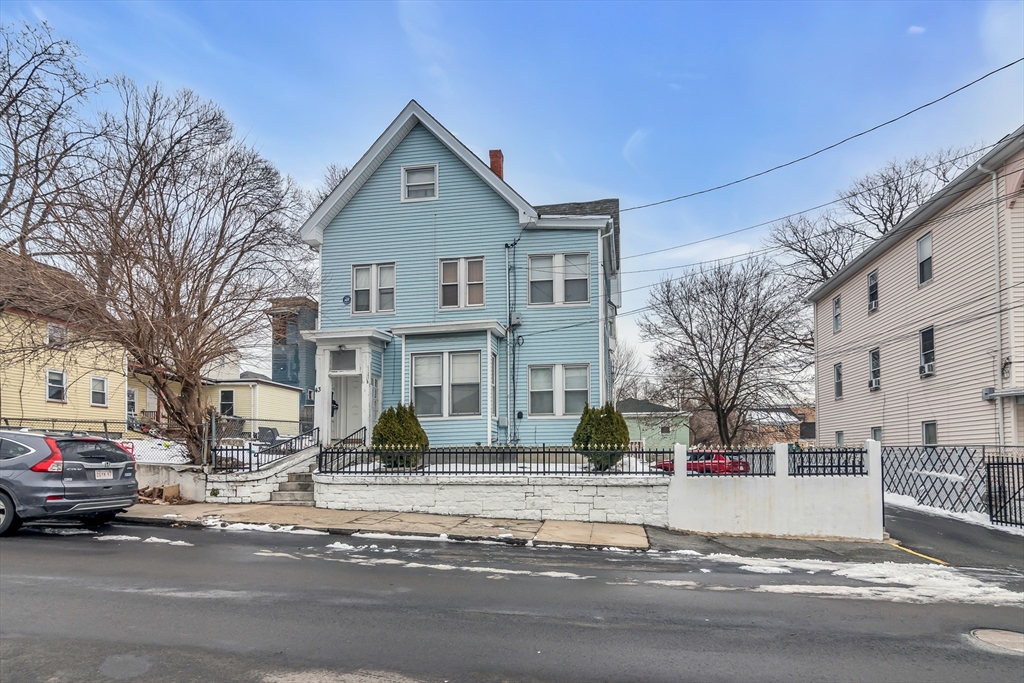 43 43 A Eutaw St, Lawrence, Massachusetts, 7 Bedrooms Bedrooms, 14 Rooms Rooms,4 BathroomsBathrooms,Residential Income,For Sale,Eutaw St,73328295