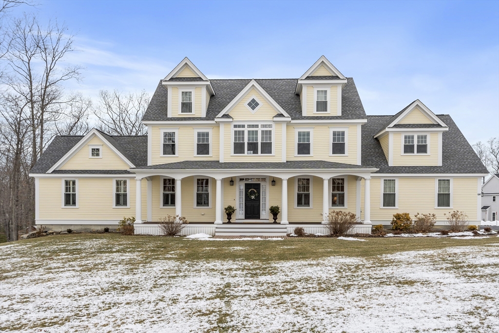 64 Old Stone Cir, Bolton, Massachusetts, 4 Bedrooms Bedrooms, 8 Rooms Rooms,3 BathroomsBathrooms,Residential,For Sale,Old Stone Cir,73328311