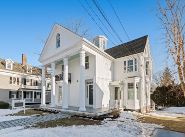 24 Bridge St, Manchester, Massachusetts, ,Commercial Lease,For Rent,Bridge St,73329077