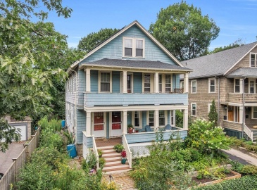 112 Aberdeen Ave, Cambridge, Massachusetts, 3 Bedrooms Bedrooms, 9 Rooms Rooms,2 BathroomsBathrooms,Residential,For Sale,Aberdeen Ave,73285703