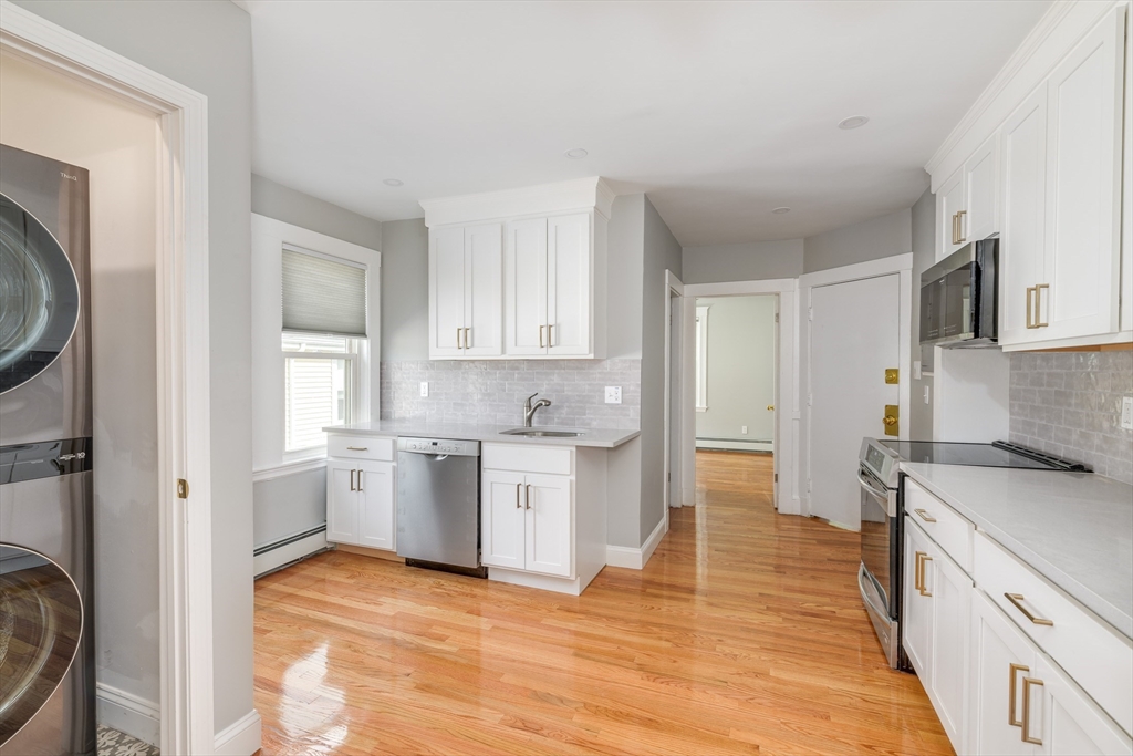 43A Mill Street, Quincy, Massachusetts, 1 Bedroom Bedrooms, 4 Rooms Rooms,1 BathroomBathrooms,Residential Lease,For Rent,Mill Street,73329895