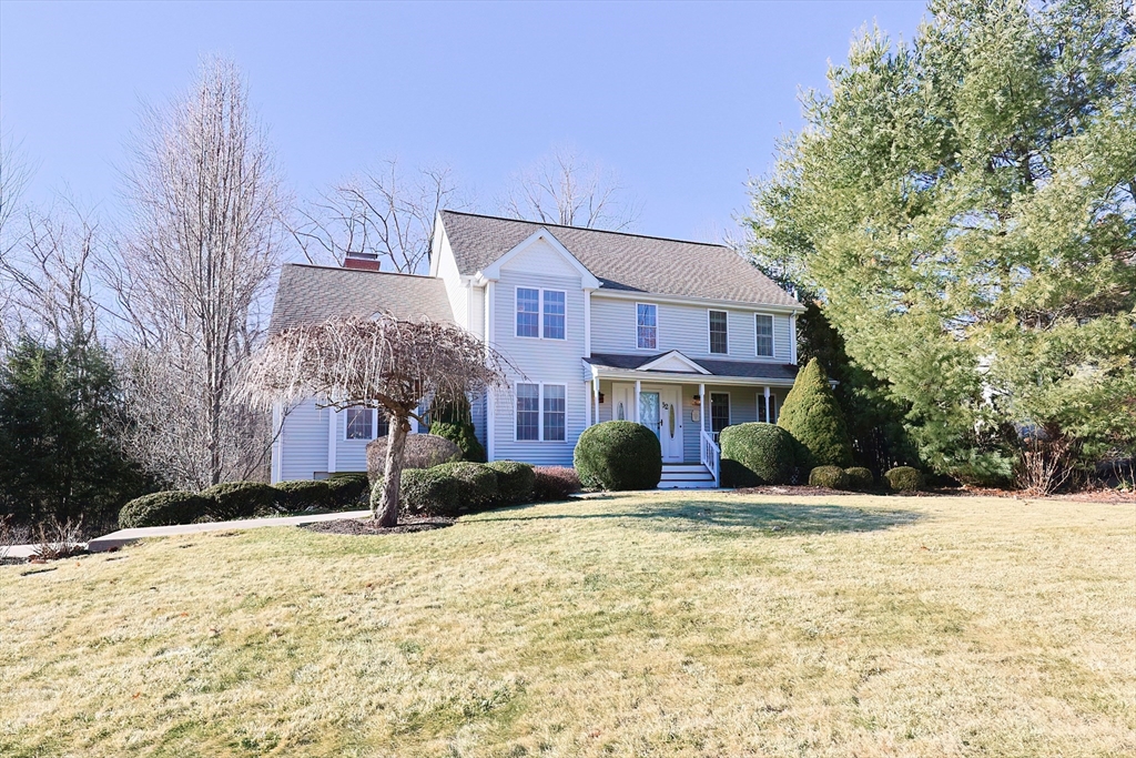 52 Quail Creek Road, North Attleboro, Massachusetts, 4 Bedrooms Bedrooms, 9 Rooms Rooms,2.5 BathroomsBathrooms,Residential,For Sale,Quail Creek Road,73320622