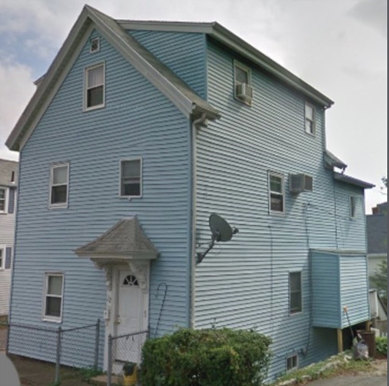 22 Roundy St, Beverly, Massachusetts, 3 Bedrooms Bedrooms, 6 Rooms Rooms,1.5 BathroomsBathrooms,Residential Lease,For Rent,Roundy St,73330032