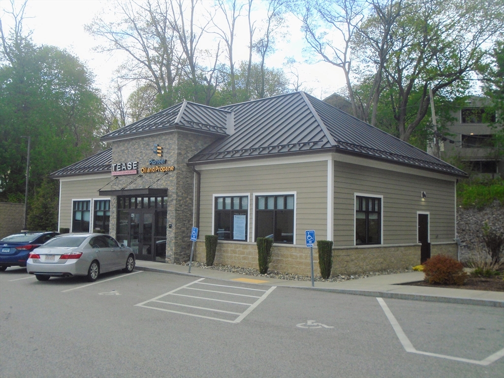 644 Park Ave, Worcester, Massachusetts, ,Commercial Lease,For Rent,Park Ave,73330262