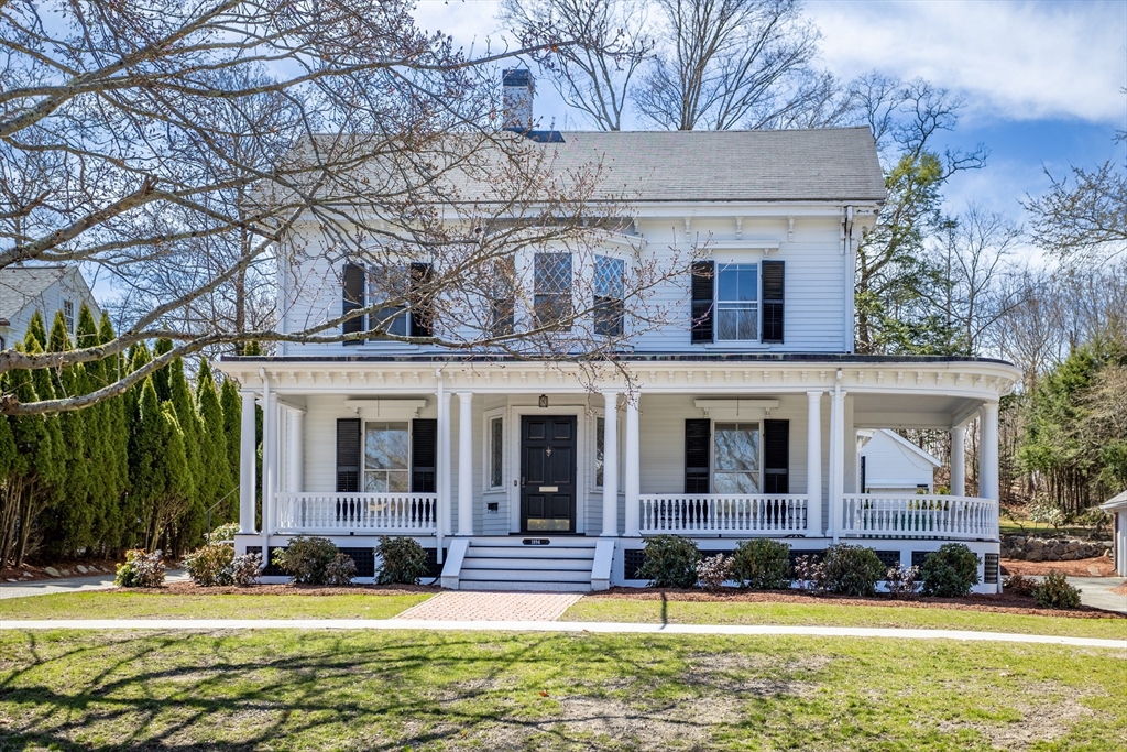 1894 Massachusetts Avenue, Lexington, Massachusetts, 4 Bedrooms Bedrooms, 10 Rooms Rooms,2 BathroomsBathrooms,Residential,For Sale,Massachusetts Avenue,73330396