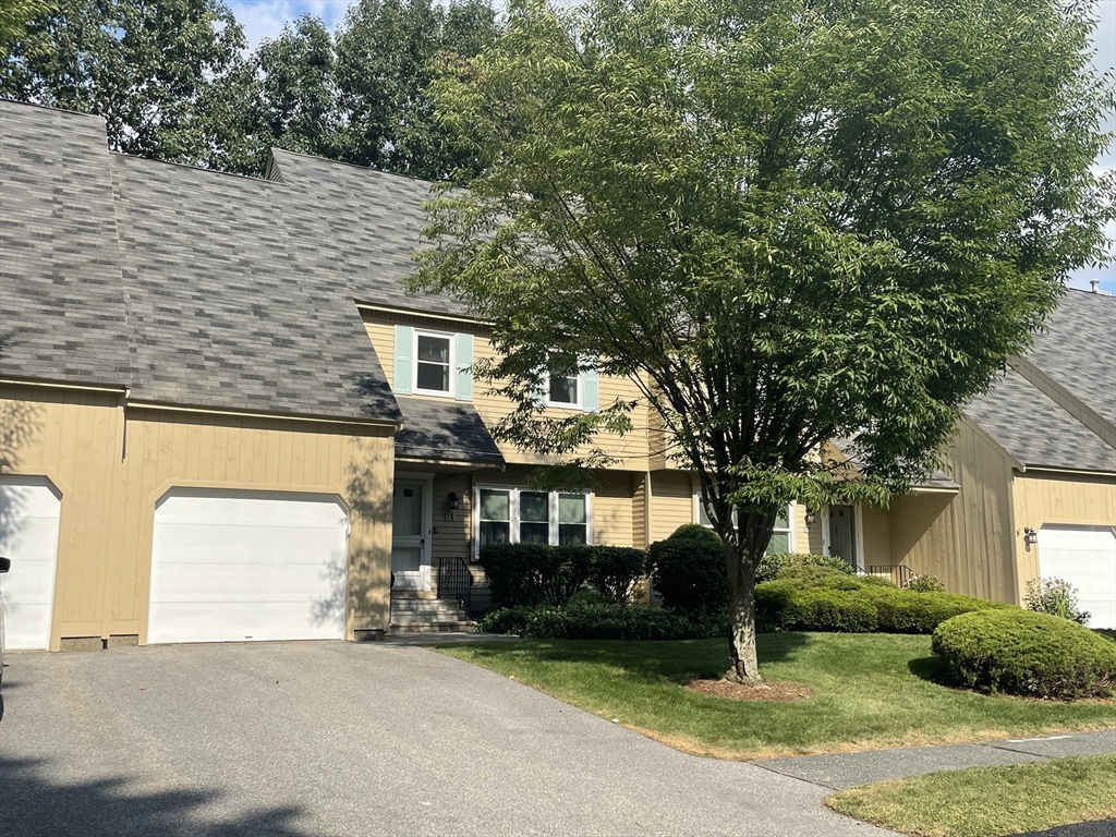 81 Botany Bay Rd, Worcester, Massachusetts, 2 Bedrooms Bedrooms, 6 Rooms Rooms,2.5 BathroomsBathrooms,Residential,For Sale,Botany Bay Rd,73286935