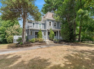 679 Worcester St, Wellesley, Massachusetts, 6 Bedrooms Bedrooms, 11 Rooms Rooms,3 BathroomsBathrooms,Residential,For Sale,Worcester St,73274562