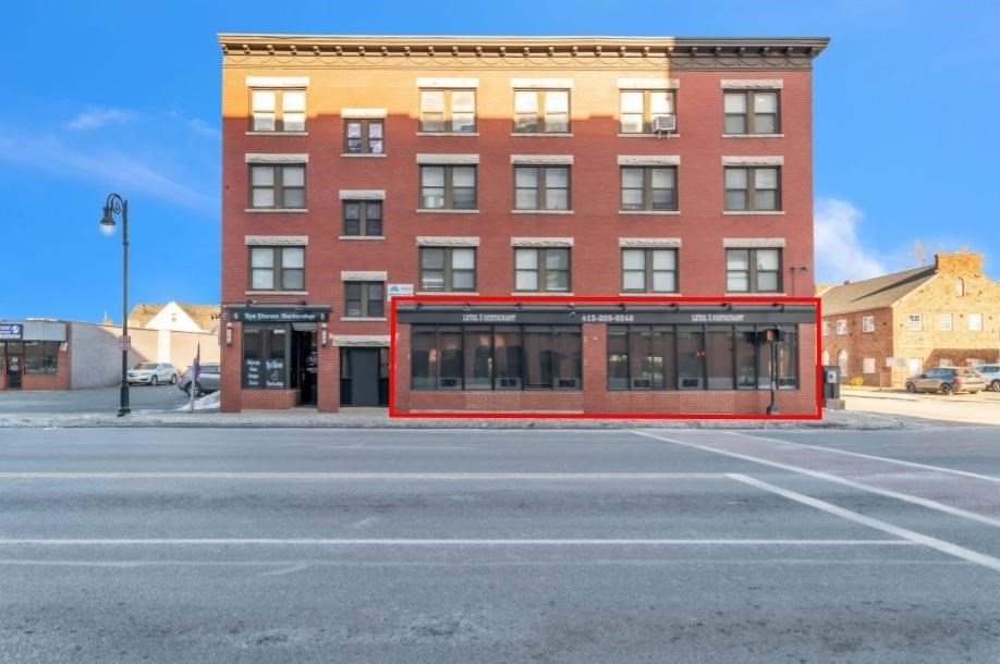 886-892 State St, Springfield, Massachusetts, ,Commercial Lease,For Rent,State St,73331345