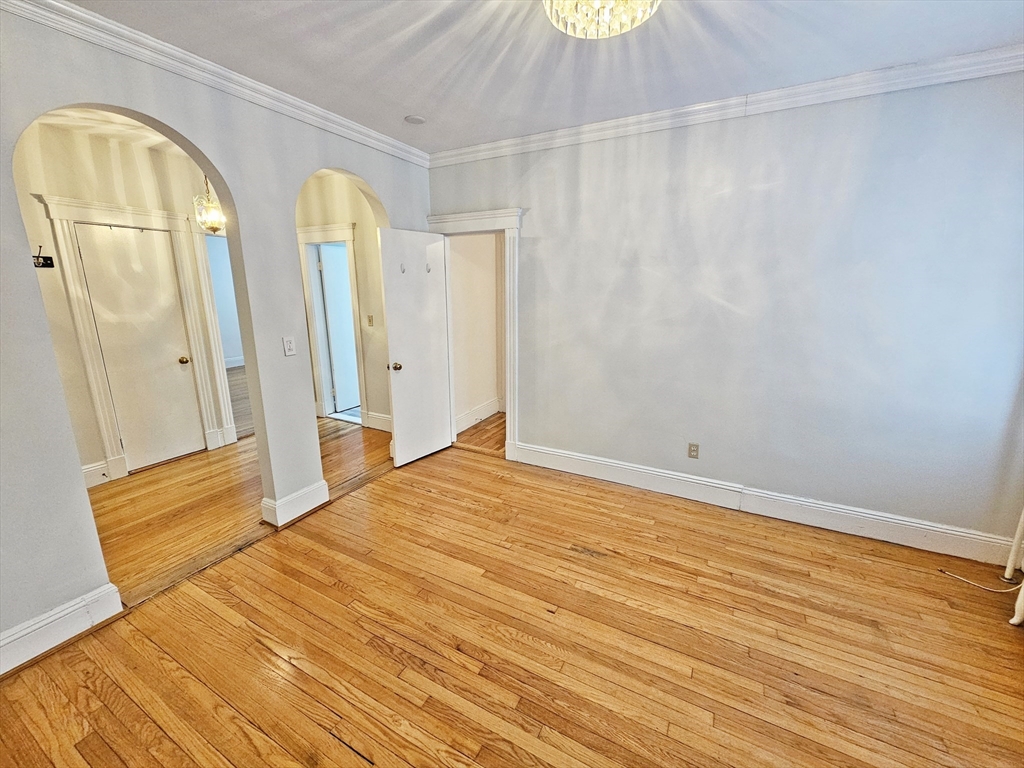 374 Chestnut Hill Ave, Boston, Massachusetts, 2 Bedrooms Bedrooms, 4 Rooms Rooms,1 BathroomBathrooms,Residential Lease,For Rent,Chestnut Hill Ave,73331506