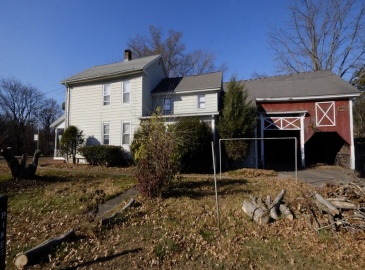 43 Bates St., Northampton, Massachusetts, 4 Bedrooms Bedrooms, 8 Rooms Rooms,2 BathroomsBathrooms,Residential Income,For Sale,Bates St.,73314588