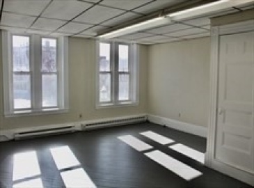 20 Merrimac Sq, Merrimac, Massachusetts, ,Commercial Lease,For Rent,Merrimac Sq,73332485