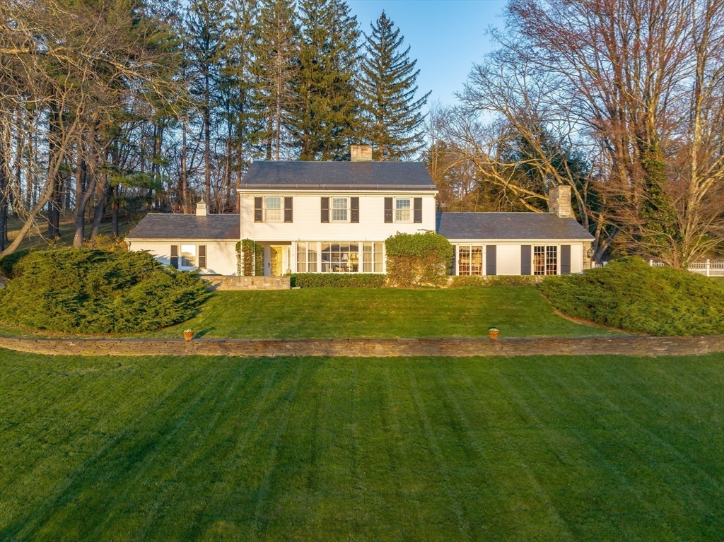 36 Red Ledge Rd, South Hadley, Massachusetts, 4 Bedrooms Bedrooms, 10 Rooms Rooms,2.5 BathroomsBathrooms,Residential,For Sale,Red Ledge Rd,73227735