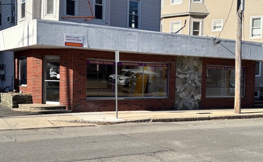 1174 N. Main St, Fall River, Massachusetts, ,Commercial Lease,For Rent,N. Main St,73333404