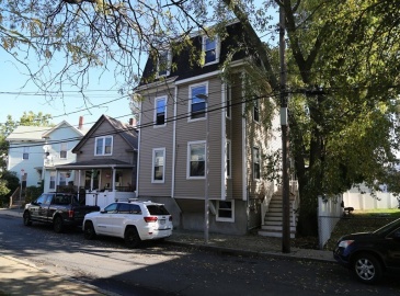 12 Lorenzo St, Boston, Massachusetts, 9 Bedrooms Bedrooms, 15 Rooms Rooms,3 BathroomsBathrooms,Residential Income,For Sale,Lorenzo St,73321329