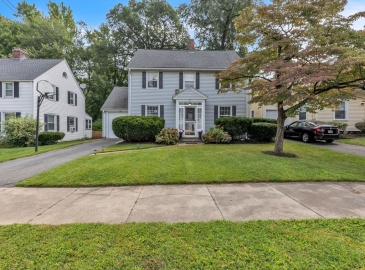 47 Bangor St, Springfield, Massachusetts, 3 Bedrooms Bedrooms, 6 Rooms Rooms,1.5 BathroomsBathrooms,Residential,For Sale,Bangor St,73285542