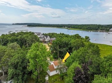 8 Murphy St, Wareham, Massachusetts, 4 Bedrooms Bedrooms, 6 Rooms Rooms,1 BathroomBathrooms,Residential,For Sale,Murphy St,73268268