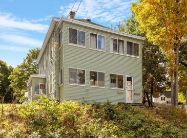 62-64 Old Leominster Rd, Fitchburg, Massachusetts, 4 Bedrooms Bedrooms, 8 Rooms Rooms,2 BathroomsBathrooms,Residential Income,For Sale,Old Leominster Rd,73301947