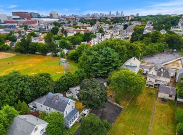 108 Goodenough St, Boston, Massachusetts, 5 Bedrooms Bedrooms, 9 Rooms Rooms,2 BathroomsBathrooms,Residential,For Sale,Goodenough St,73284910